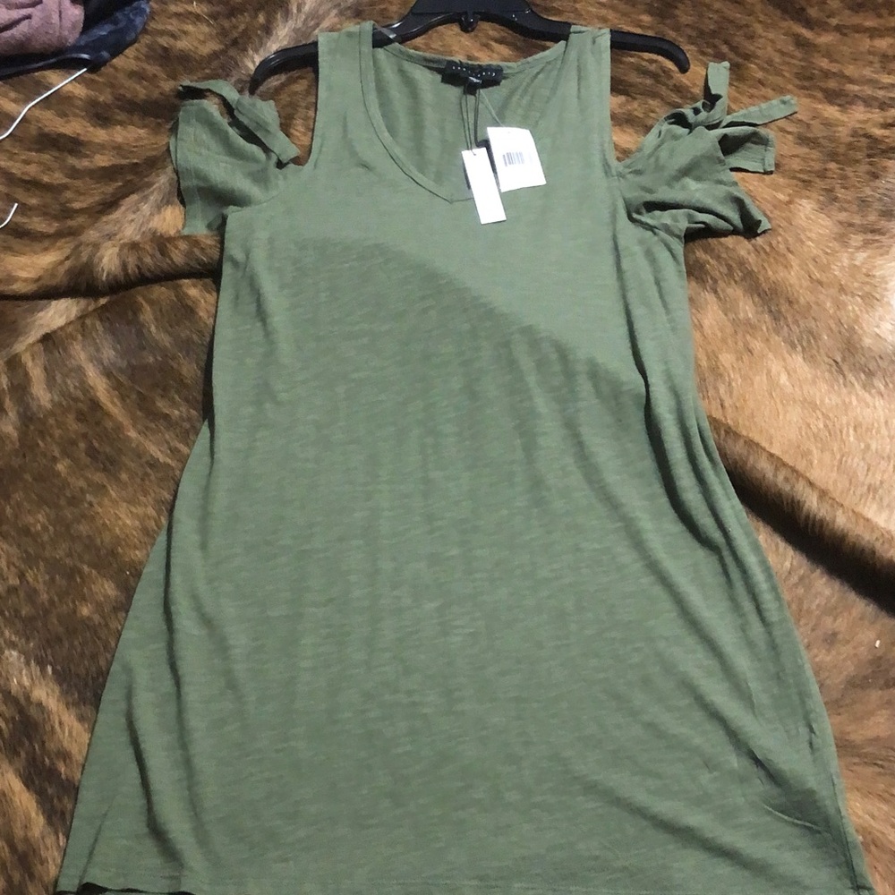 Sanctuary open shoulder dress nwt